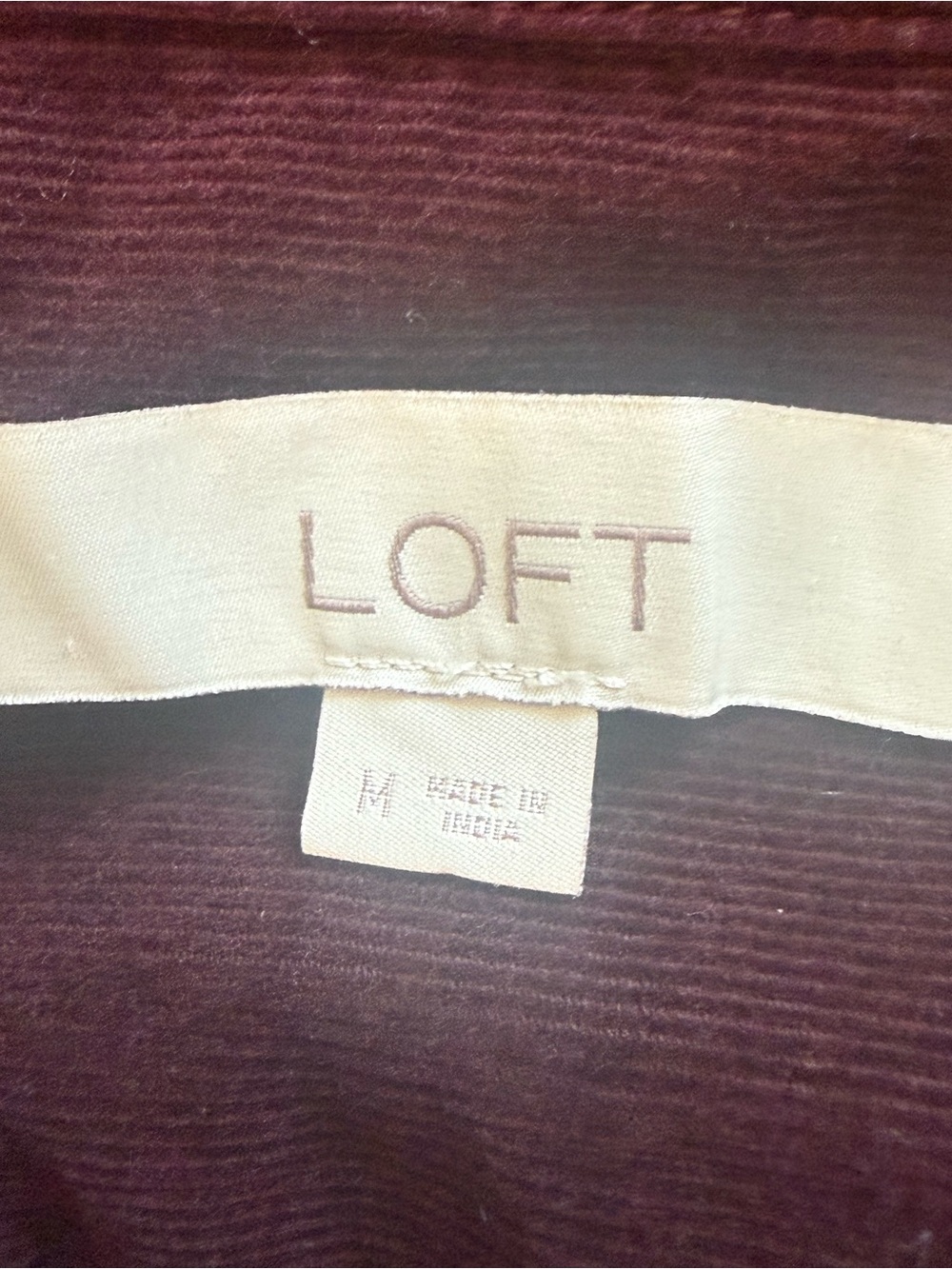 LOFT Deep Plum Corduroy Button Down Shirt 100% Cotton Size Medium - Picture 7 of 8